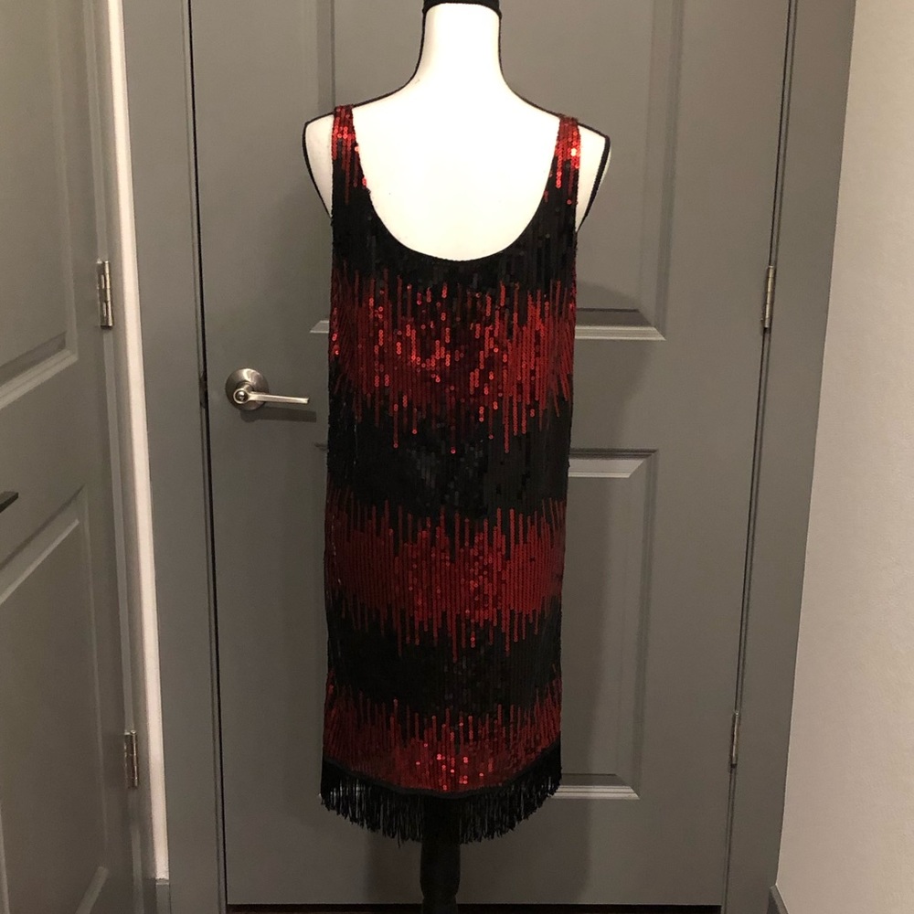 Flapper Style Evening Dress - Picture 2 of 3